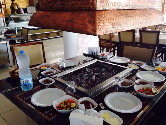 Kasr-ı Çakır Restaurant'nin yemek ve ambiyans fotoğrafları 7