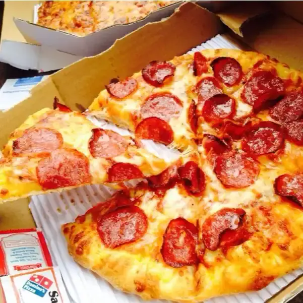 Gambar Makanan Domino's Pizza 16