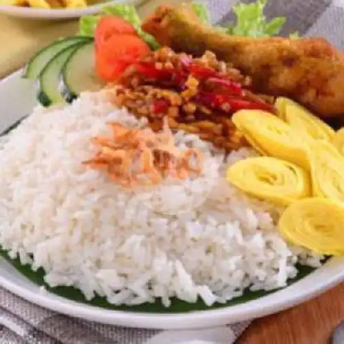 Gambar Makanan Nasi Uduk & Nasi Kuning Oma Callista, Sarimanis 15
