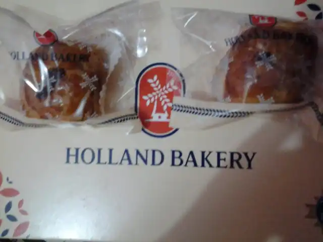 Gambar Makanan Holland Bakery 13