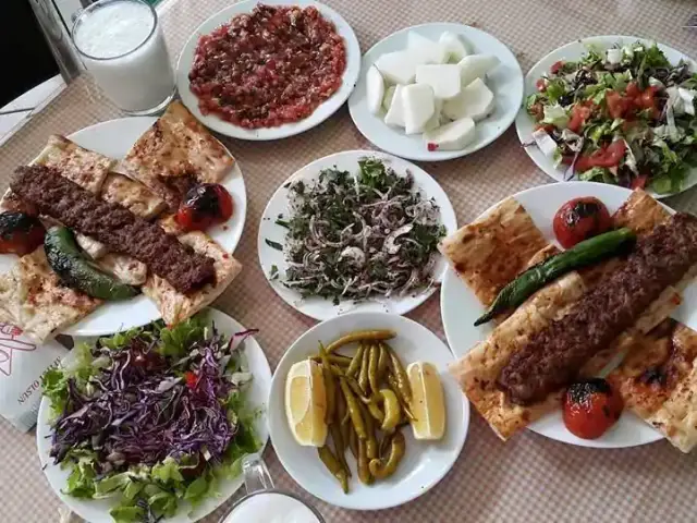 Adana Ocakbaşı'nin yemek ve ambiyans fotoğrafları 2