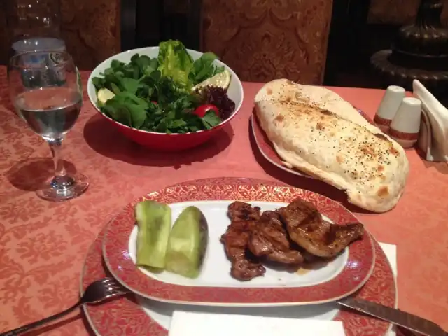 A La Turka Restaurant'nin yemek ve ambiyans fotoğrafları 7