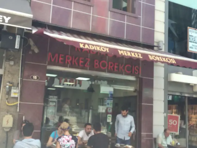 Kadıköy Merkez Börekçisi'nin yemek ve ambiyans fotoğrafları 4