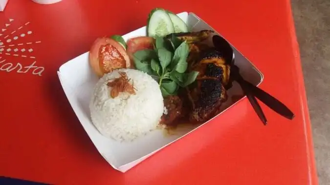 Ayam Bakar & Soto Ayam Bu Marwah