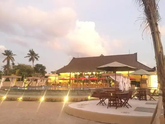 Gambar Makanan Maruti Beach Club 10