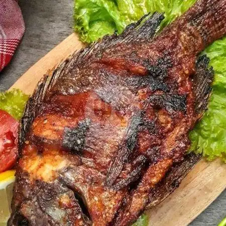 Gambar Makanan Ikan Bakar Madu Lalapan D & D, Depan Toko Sembako Untung 6