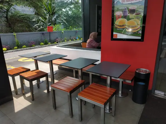 Gambar Makanan McDonald's 7