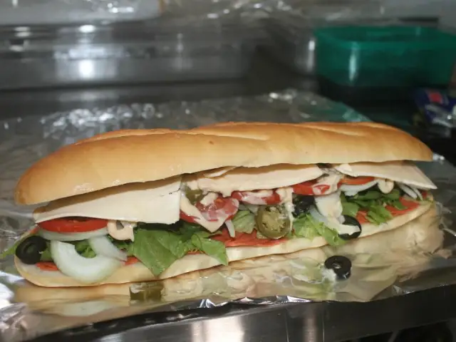 Gambar Makanan Dongs Subways station 10