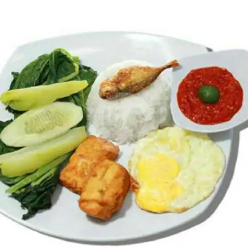 Gambar Makanan Nasi Tempong Rizky Banyuwangi, Bypass Ngurah Ray 6