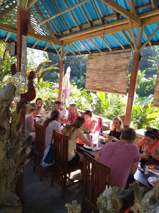 Gambar Makanan Warung Bambu 6