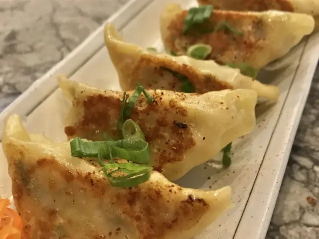 Gambar Makanan Gyoza Bar Express 6