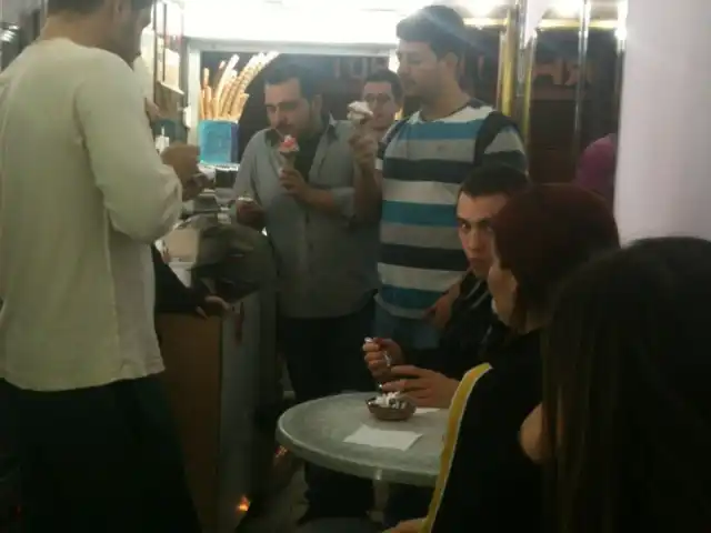 Beyoğlu Pasta Fırını'nin yemek ve ambiyans fotoğrafları 15