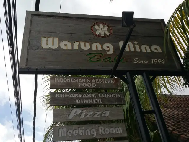 Gambar Makanan Warung Mina Seminyak 8