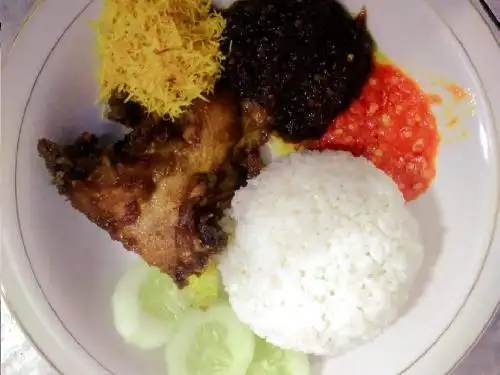 Nasi Bebek Madura Aconk, Puskesmas