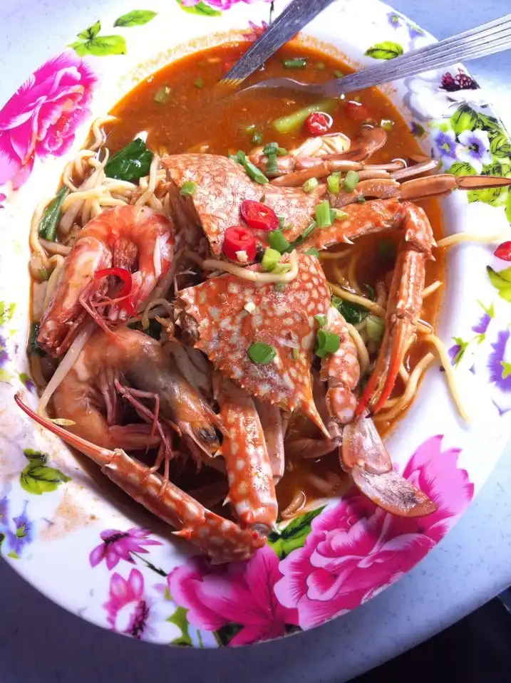 Mee Ketam Makcik Sedap Balik Pulau