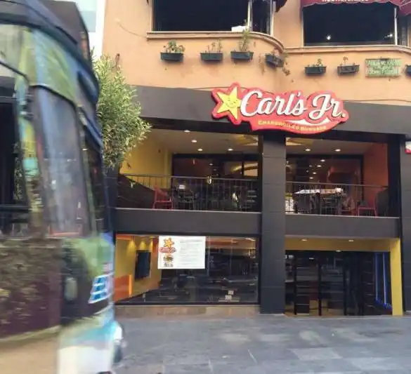 Carl's Jr.'nin yemek ve ambiyans fotoğrafları 21