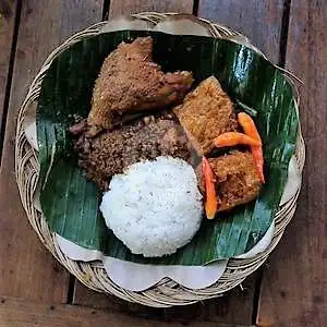 Gambar Makanan Gudeg Yu Warsini, Pandeyan 19