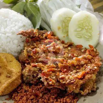 Gambar Makanan Warung Pecel Lele Ibu Siti, Serpong Utara 5