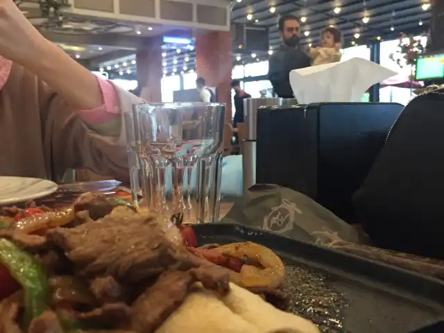 Rkc Et Mangal Steak House'nin yemek ve ambiyans fotoğrafları 2