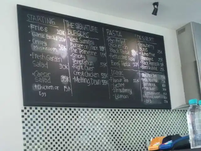 Gambar Makanan Black Food Bar 6