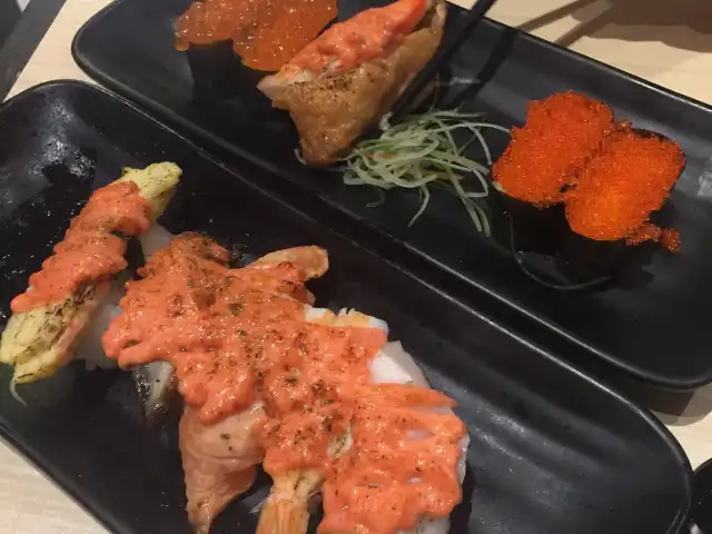 Sushi Tie Food Photo 2