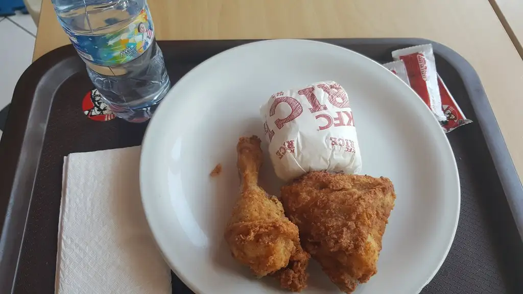 KFC Raya Darmo