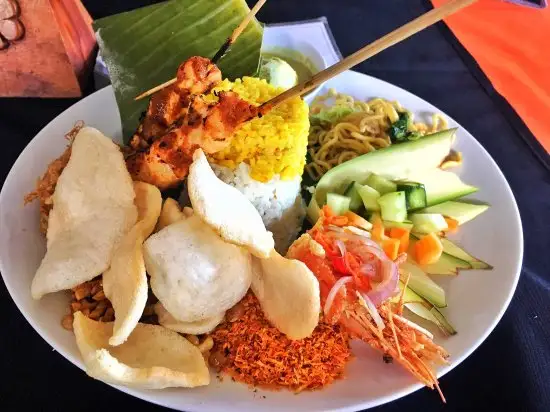 Gambar Makanan Puri Rai Restaurant 10