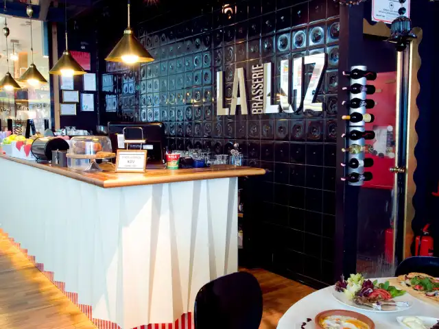 La Luz Kitchen & Bar'nin yemek ve ambiyans fotoğrafları 1