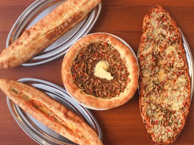 Baştan Pide