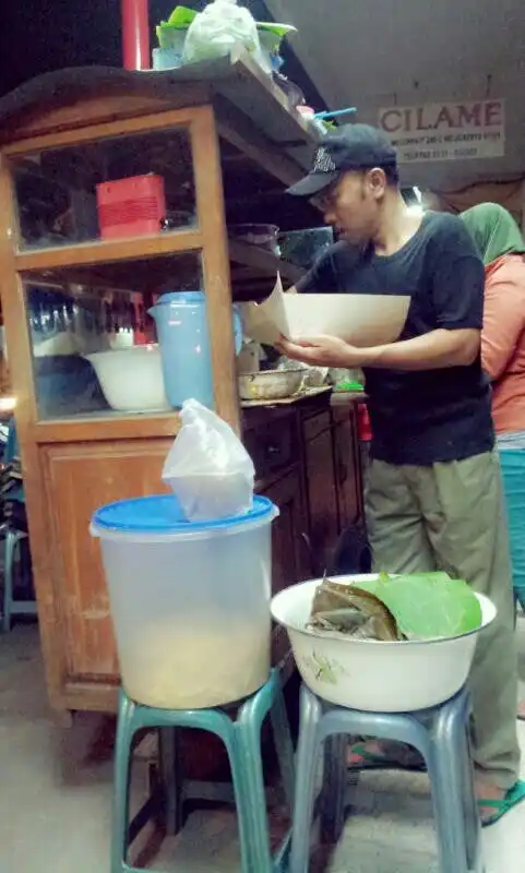 Gambar Makanan Jajan Pasar (Klanting) & Lontong Pecel ,Seberang BNI - Mojokerto 4