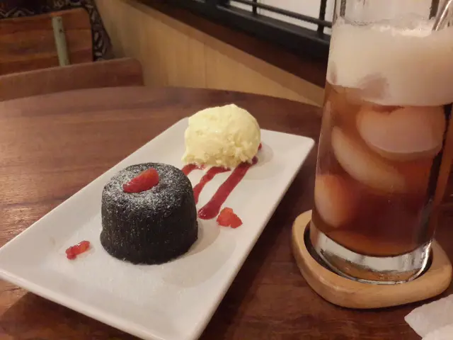 Gambar Makanan Voyage Coffee and Desserts 13