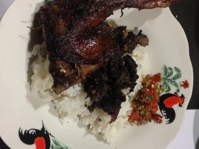 Gambar Makanan Nasi Bebek Pak Sayeki 4