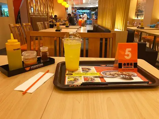 Gambar Makanan Yoshinoya Kuta Beach 15