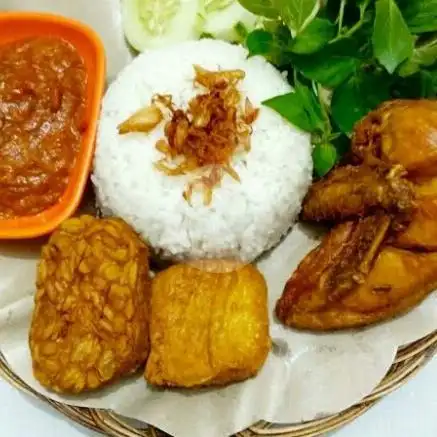 Gambar Makanan Nasi & Mi Goreng Mas Barokah, Rungkut Menanggal 11
