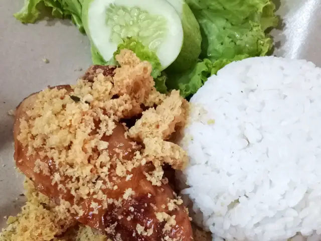 Gambar Makanan AyamGulingKotaBambu 4