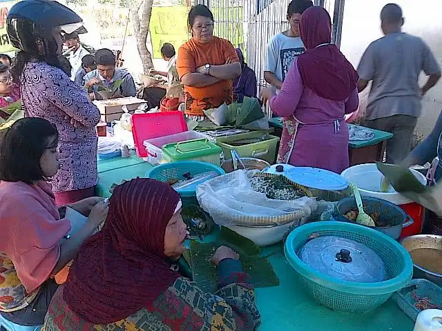 Gambar Makanan Nasi Pecel Dharmahusada Indah 11