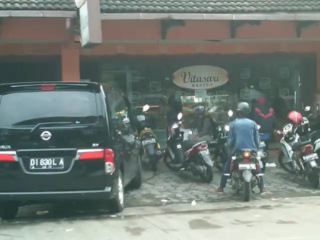 Gambar Makanan Vitasari Bakery 9