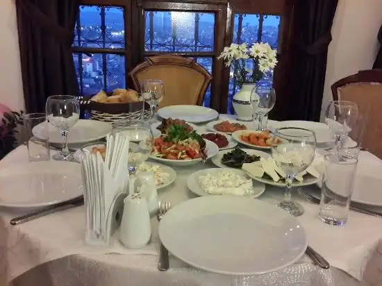 Hatipoglu Konagi Restaurant'nin yemek ve ambiyans fotoğrafları 2