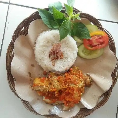 Gambar Makanan Ayam Penyet Saung Adiba 10