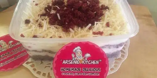 Arsenio Kitchen, Boraspati Residence
