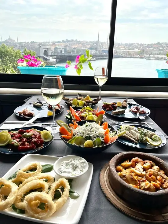 Deep Sea Karaköy'nin yemek ve ambiyans fotoğrafları 2
