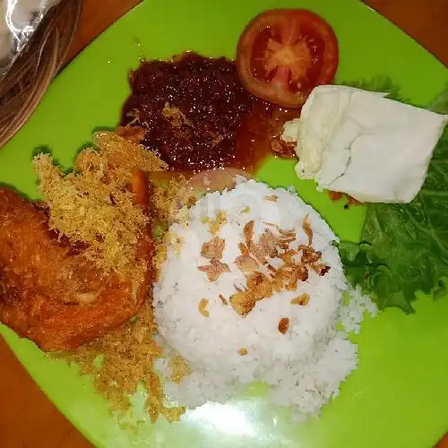 Gambar Makanan Pecel Ayam Mbak Atik, Jalan S Parman 1