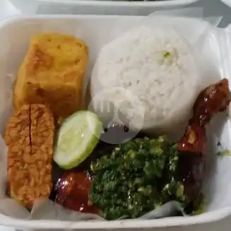 Gambar Makanan Ayam Penyet Cabe Ijo V6, Cilodong 17