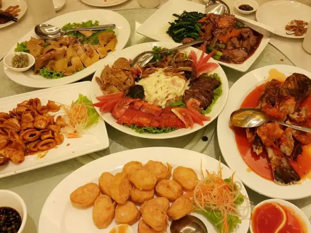 Gambar Makanan Central Restaurant 12