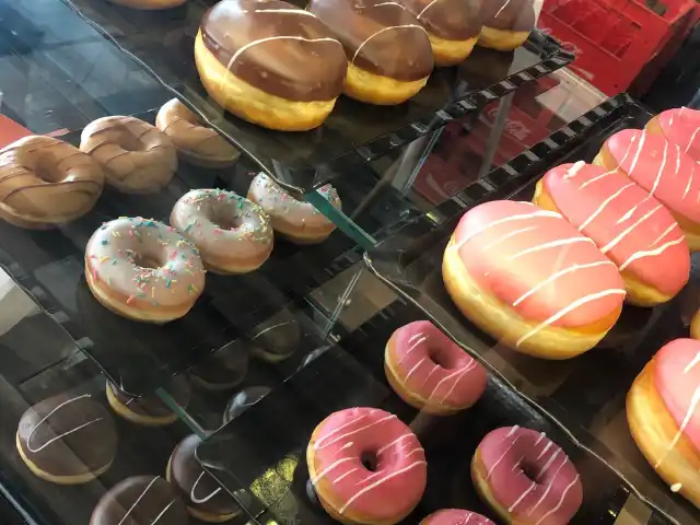 Box Coffee & Boston Donuts'nin yemek ve ambiyans fotoğrafları 5