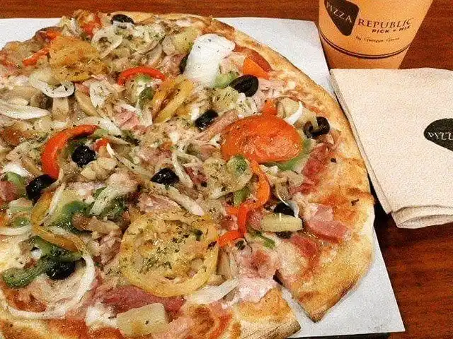 Pizza Republic Food Photo 9