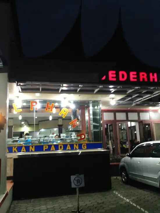 Gambar Makanan Restoran Sederhana 2