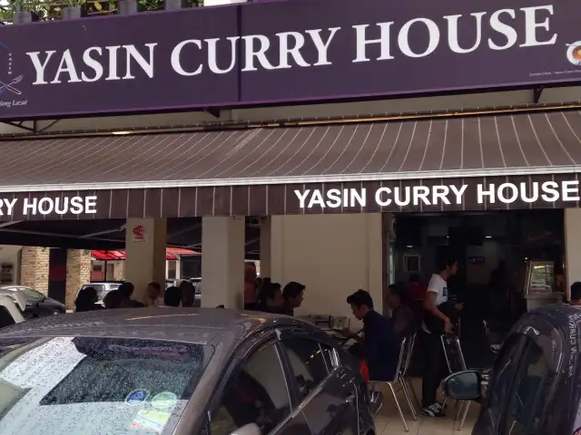 Yasin Curry House Food Photo 3