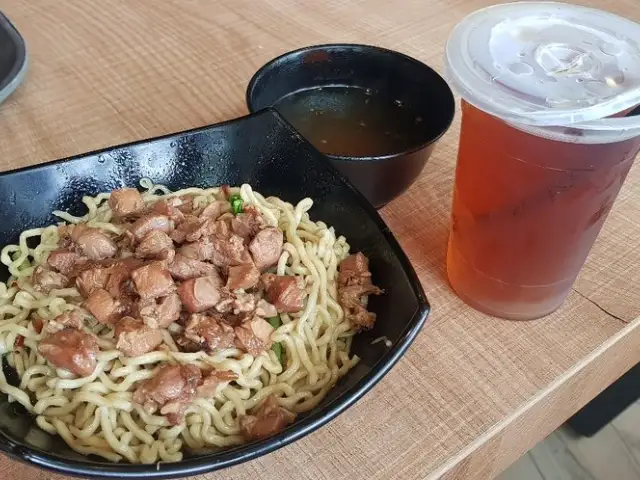 Gambar Makanan Bakmi Medan Kebon Jahe 3