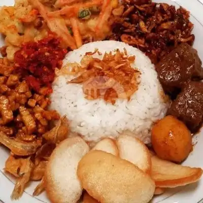 Gambar Makanan Nasi Campur Bu Gangga, Denpasar Selatan 1